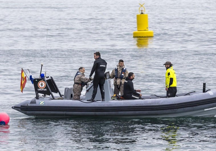 Simulacro de bomba en la bahía de Santander