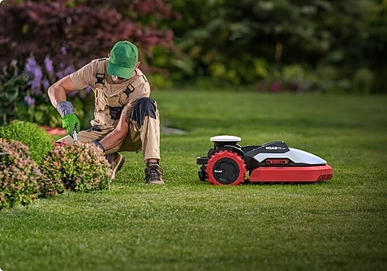 Los robots cortacéspedes Kress tienen descuentos de hasta el 60% en Gavira Maquinaria esta primavera.