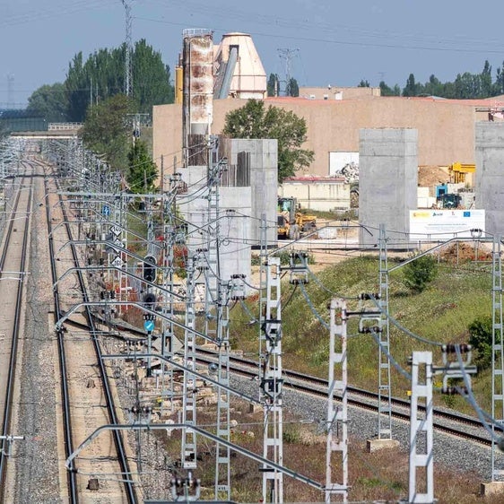 El AVE a Cantabria: cuatro presidentes, ocho ministros, dos décadas de retraso y un futuro incierto