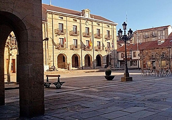 Reinosa aprueba la reestructuración de sus concejalías