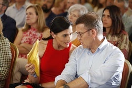 La alcaldesa de Santander (PP), Gema Igua, y el presidente del PP, Alberto Núñez Feijóo.