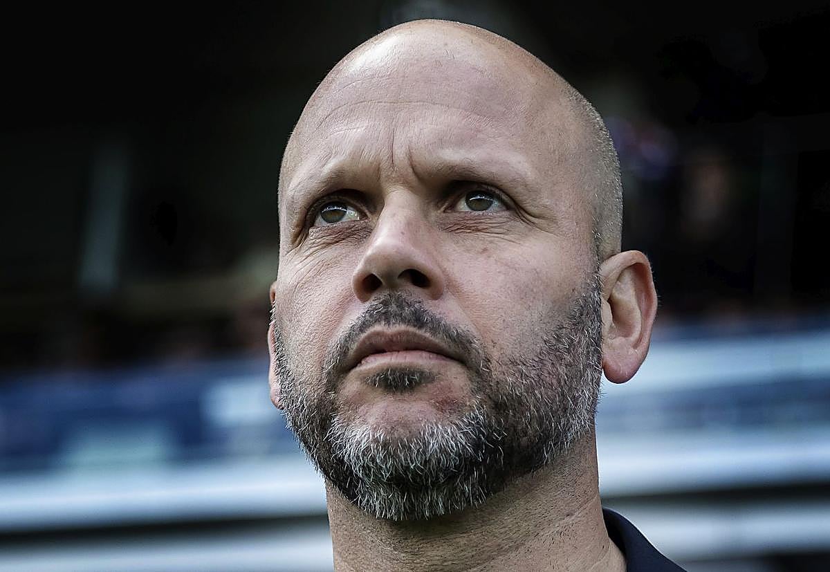 José Alberto, durante el partido que el Racing disputó en El Alcoraz ante el Huesca esta temporada.