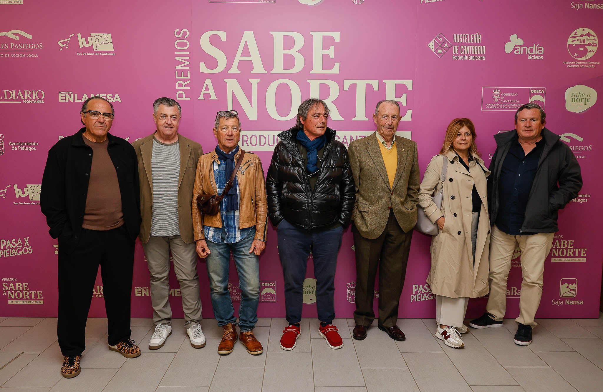 Antonio Tramullas, José Vicente Pérez, Miguel Corro, Alfonso Revuelta, Francisco Llama, Esther Llama y Rodrigo Ortiz. 