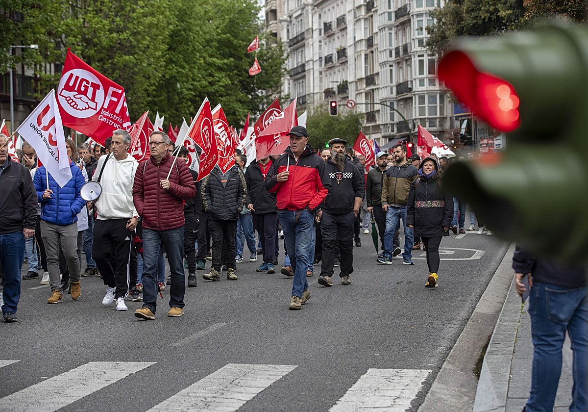 Manifestación de trabajadores del metal, por Santander el 21 de abril.