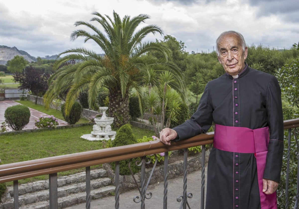 Serafín Sedano, capellán de la Familia Real.