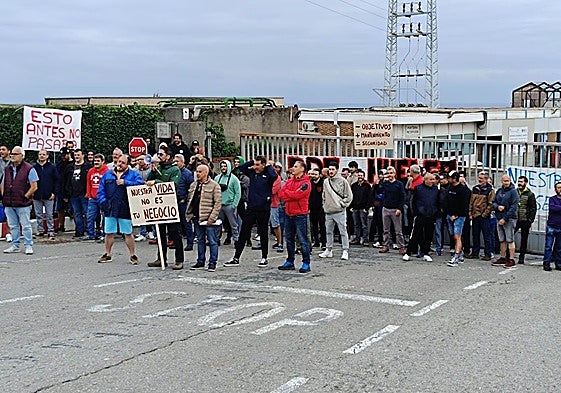 Trabajadores de Derivados del Fluor en la huelga del pasado septiembre.