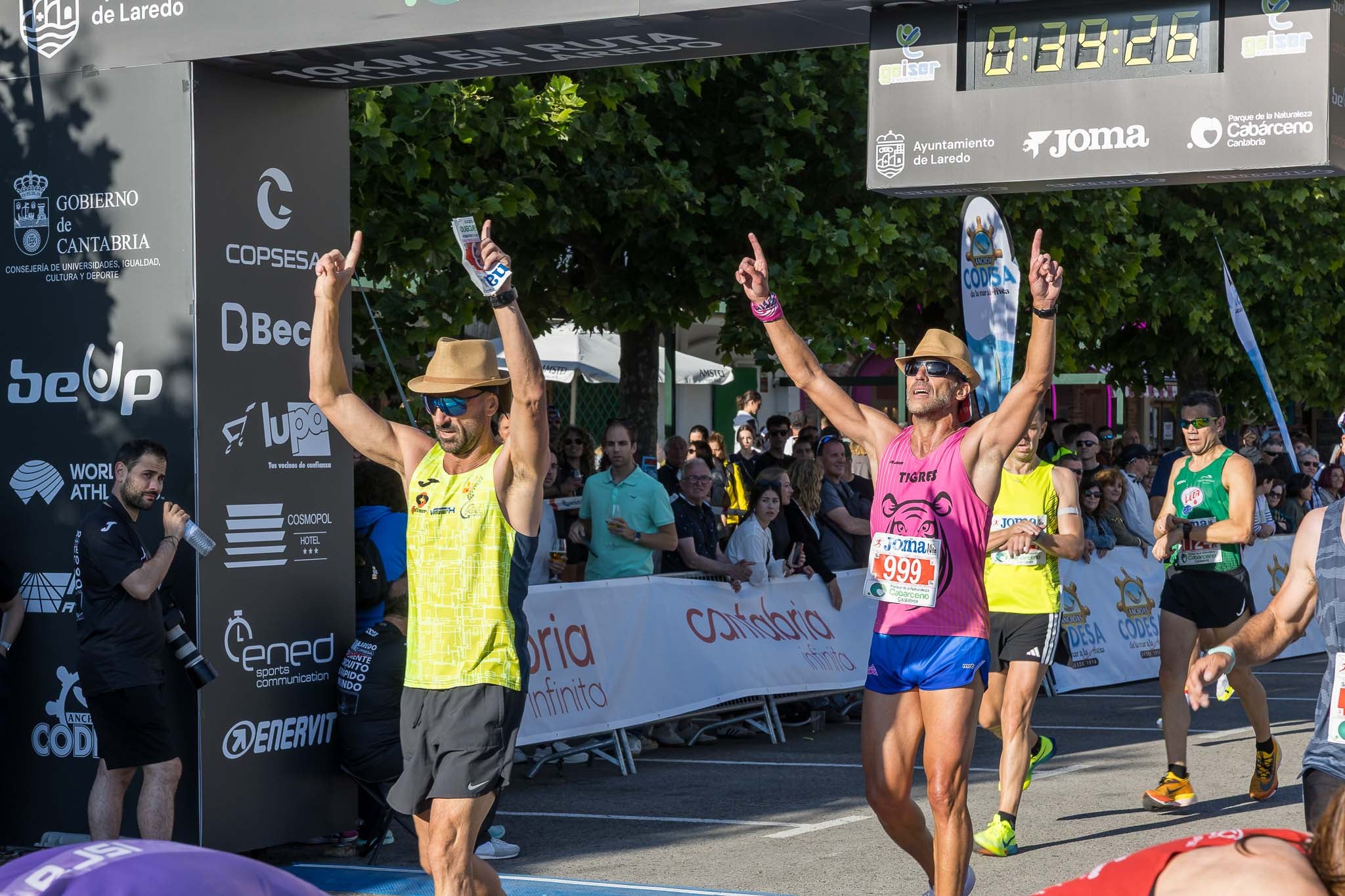 Si has participado en los 10 km de Laredo, búscate