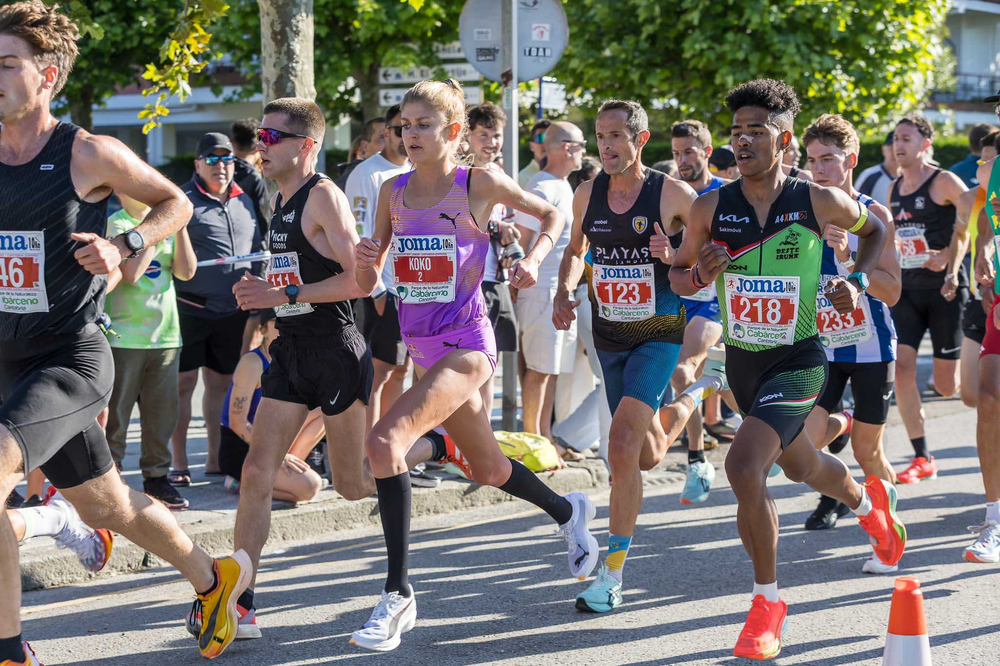 Si has participado en los 10 km de Laredo, búscate