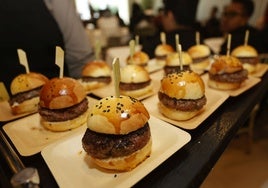 La hamburguesa es para muchos el bocado perfecto.