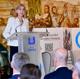 Imagen principal - La infanta Cristina apoya en Santander la vacunación infantil en África
