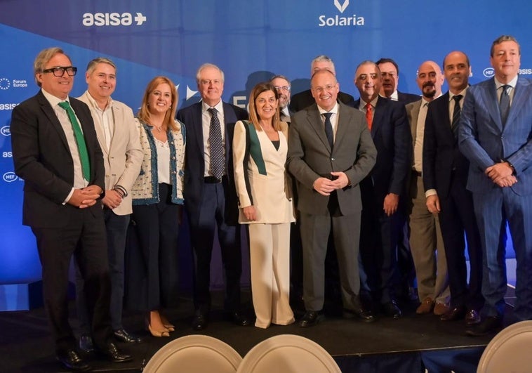 María José Sáenz de Buruaga, esta mañana durante el encuentro.