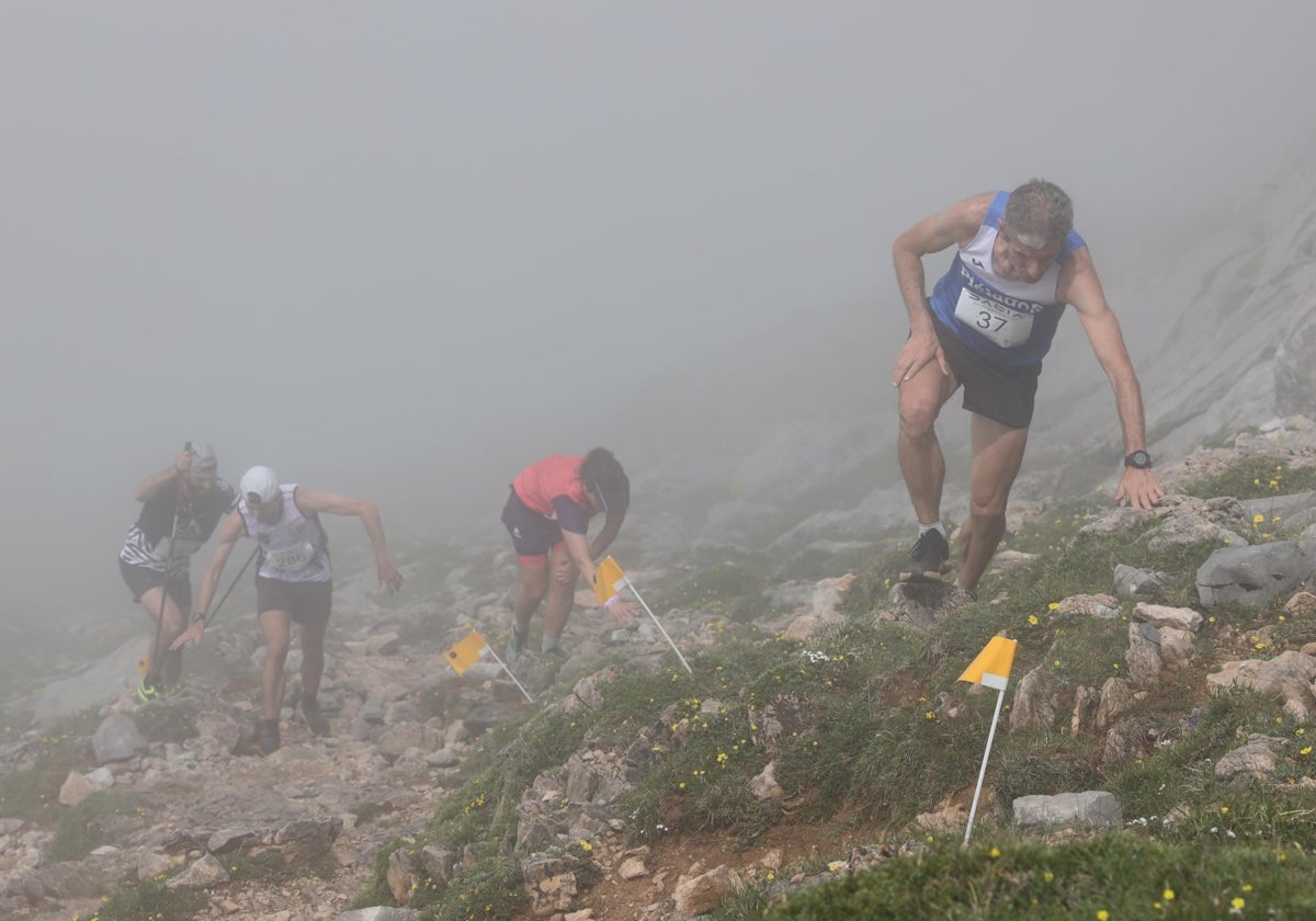 300 participantes disputarán ests sábado el KM Vertical Fuente Dé
