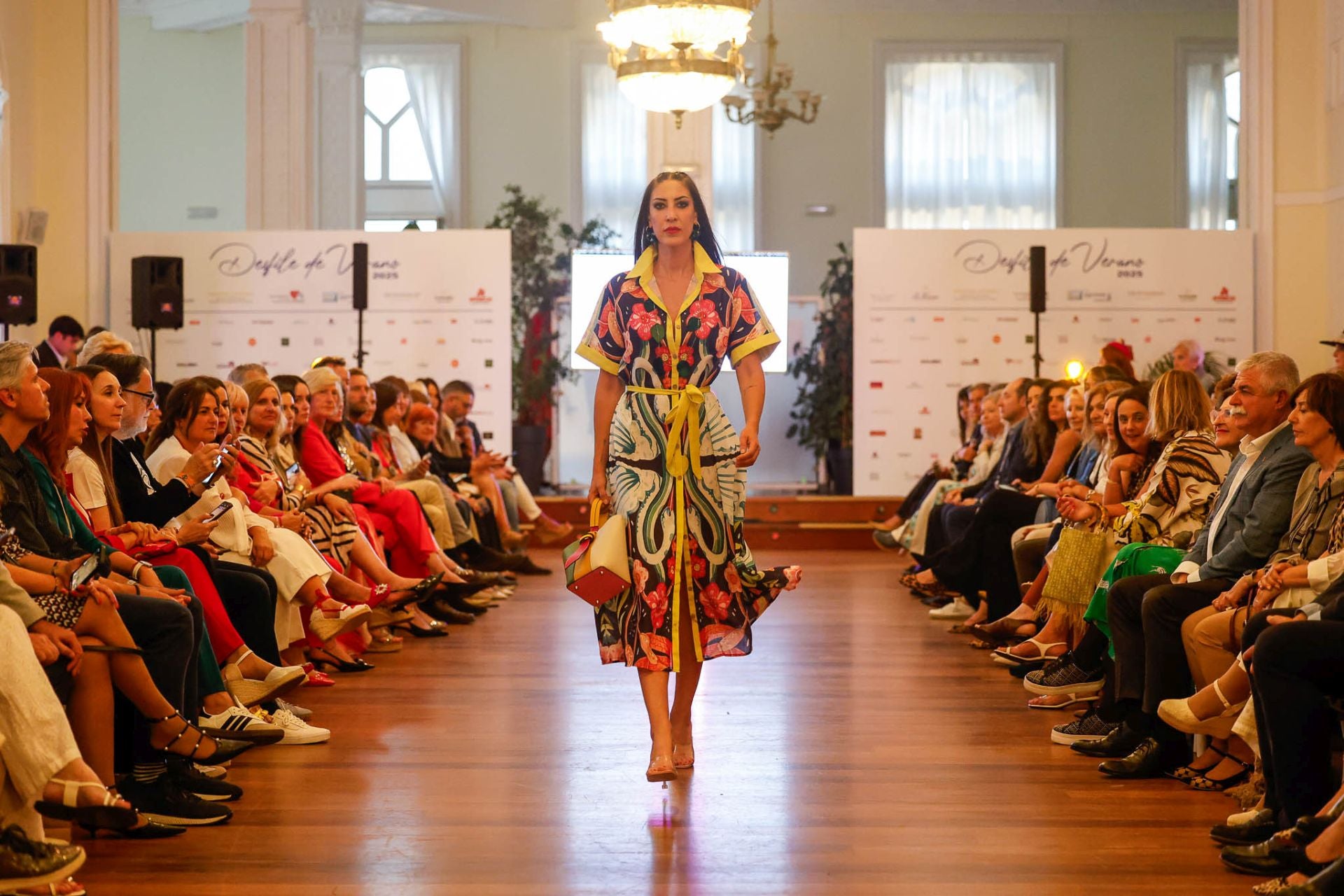 María Clara García con otro de los vestido que presentó By Santamaría.