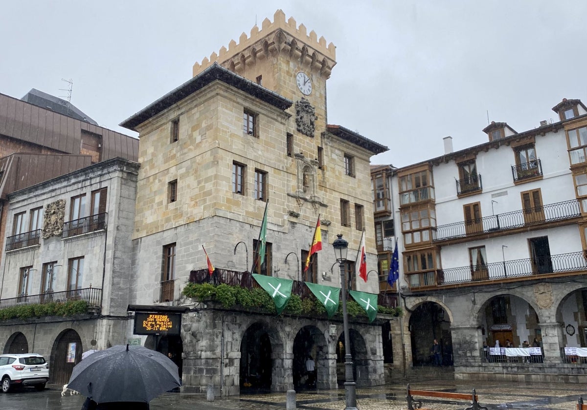 Óleo, cerámica y grabado en la Residencia Artística Infantil de Castro Urdiales