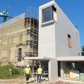 Obreros trabajando en la Casa Pozo en el año 2023.