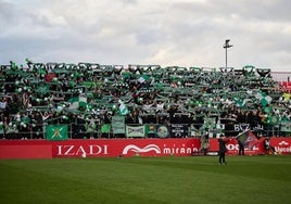 La afición del Racing, en las gradas de Anduva.
