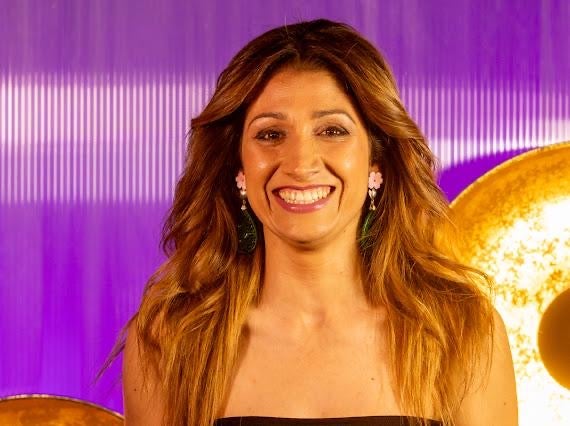 Sandra Milena Jaramillo, de 42 años, es nutricionista y asistente personal. Aporta madurez, experiencia y una mirada integradora al certamen.