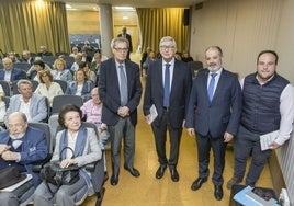 Manuel Ángel Castañeda, Rafael Puyol, Rubén Calderón y Javier Santacruz, ayer, en el Ateneo.