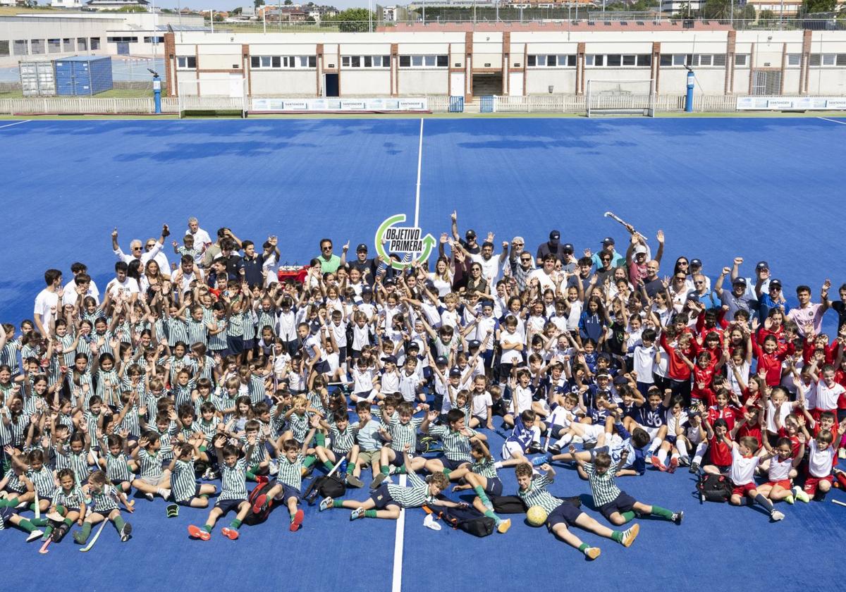 Cantabria se vuelca con el Racing