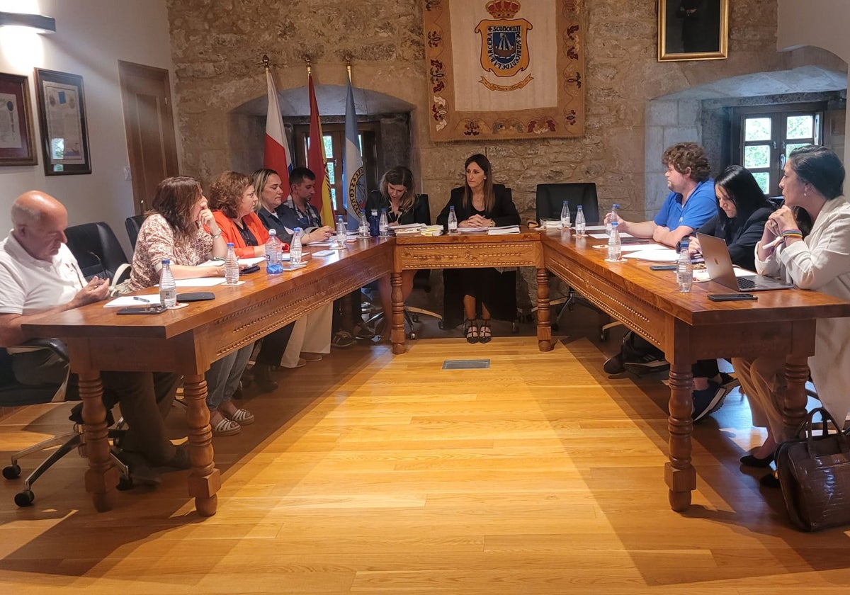 El pleno de San Vicente aprueba bonificar la obra de restauración de la Iglesia de Santa María de los Ángeles