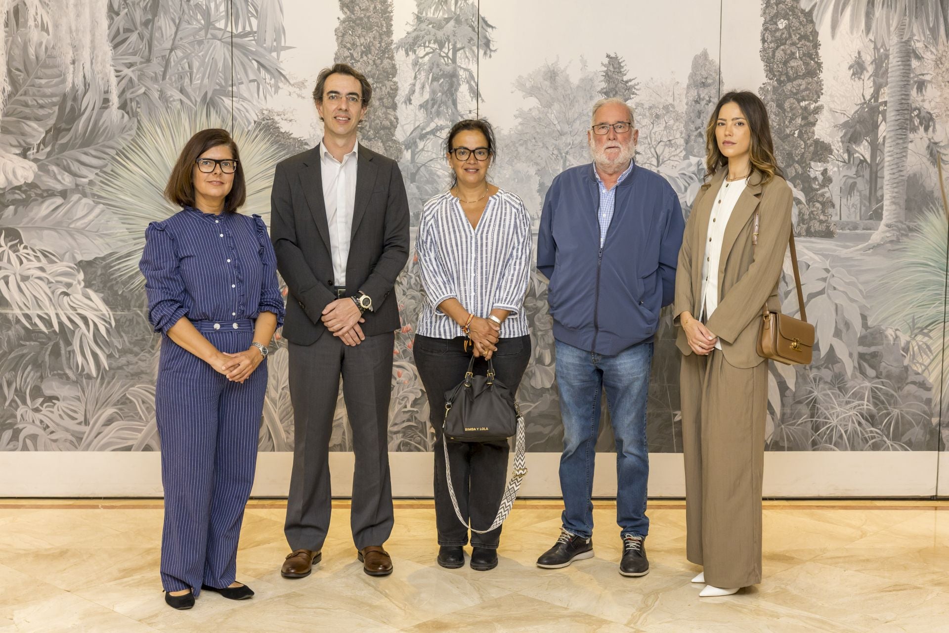 Henar Scheilch, Armando Blanco. Leticia Canales, Ramón Ruiz y Sara San José.