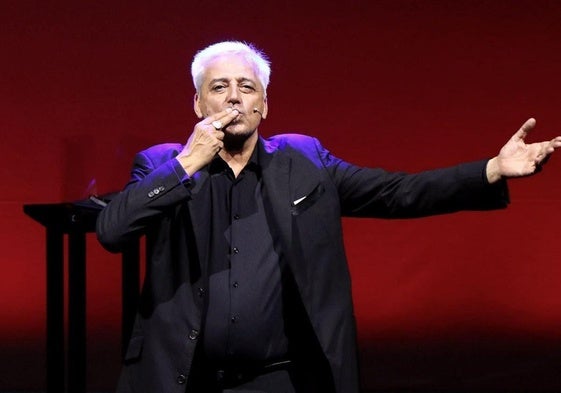 Anthony Blake participará en las dos funciones de la gala que se celebrará en la Casa de Cultura.