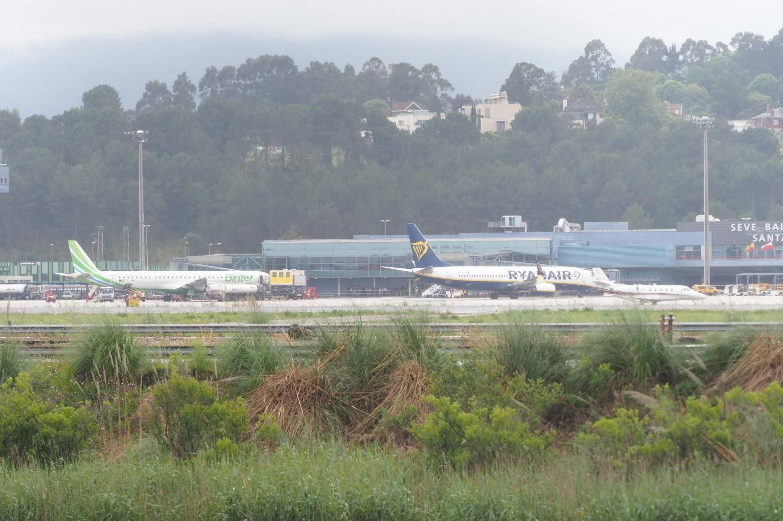Imagen del aeropuerto Seve Ballesteros, destino del vuelo procedente de París.