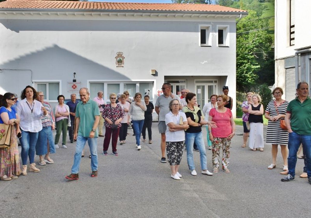 Los vecinos de Puente Viesgo quieren recuperar su médico rural.