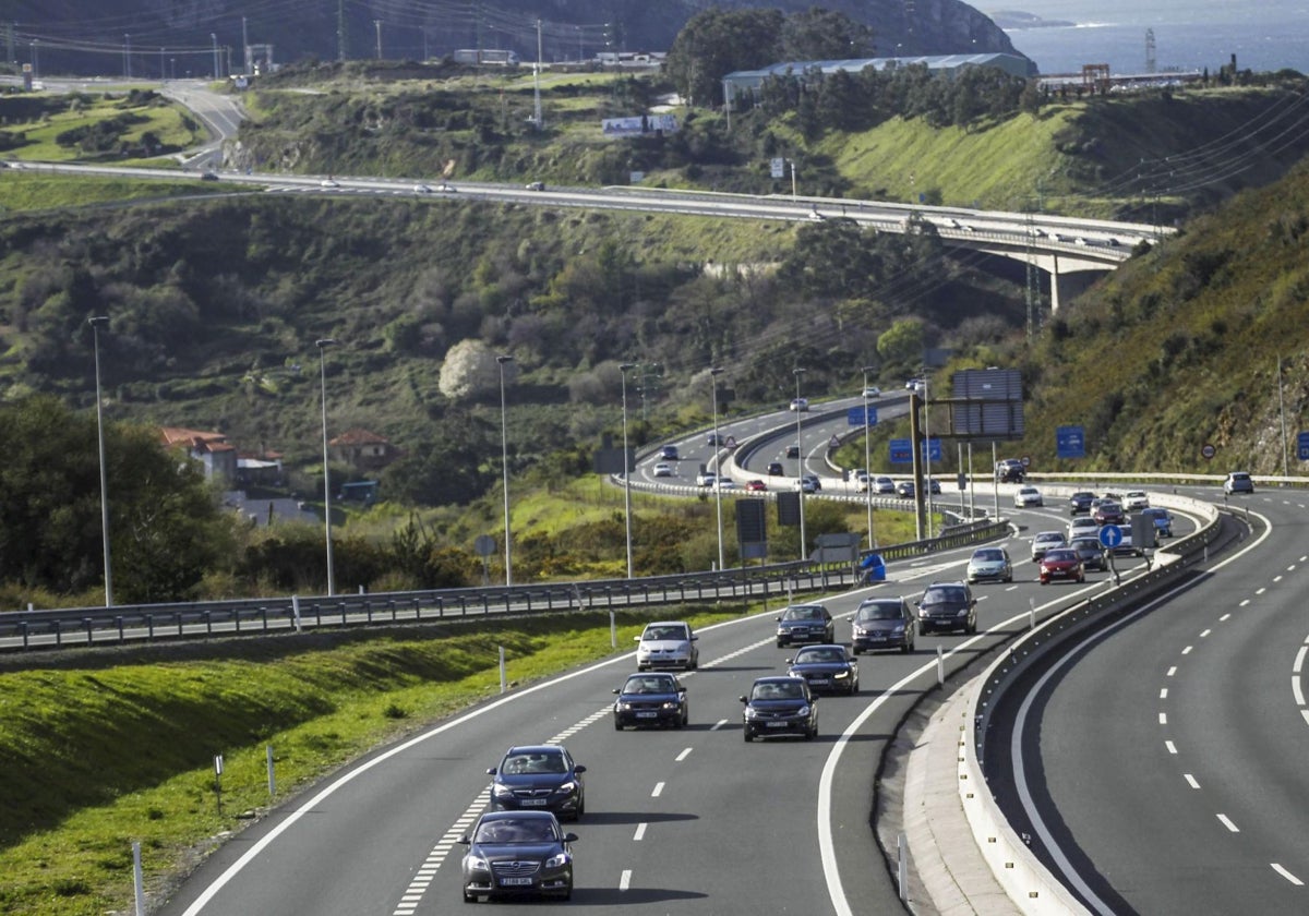 Vista general de la autovía Santander-Bilbao.