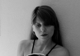 La poeta Miriam Reyes.