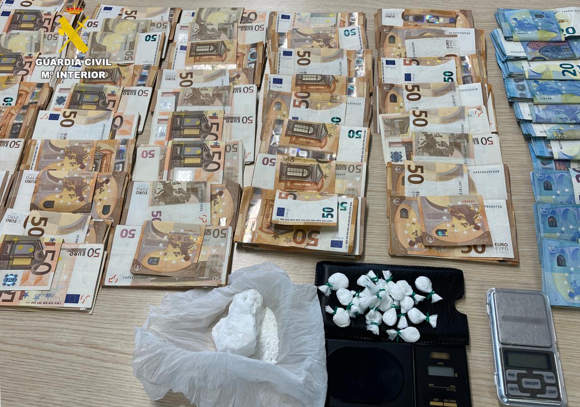 Detenido por distribuir cocaína en un bar y un salón de juego en Castro Urdiales