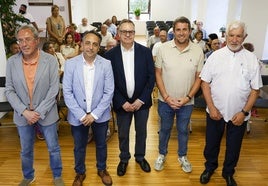 De izquierda a derecha, Juan Carlos Cangas, Carlos Caramés, Íñigo Noriega, José Ángel Toyos y Felipe Somohano.