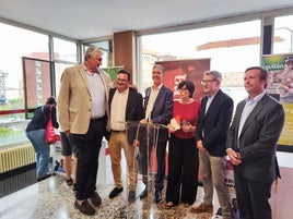 El exjugador de baloncesto Fernando Romay compartió su visión sobre la reinvención personal y profesional, acompañado de casos reales de éxito.