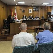 Los tres acusados, momentos antes de prestar declaración