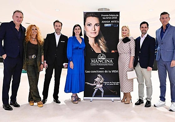 La alcaldesa entrega el premio 'Solera de las Artes-Ciudad de Santander' a Ainhoa Arteta