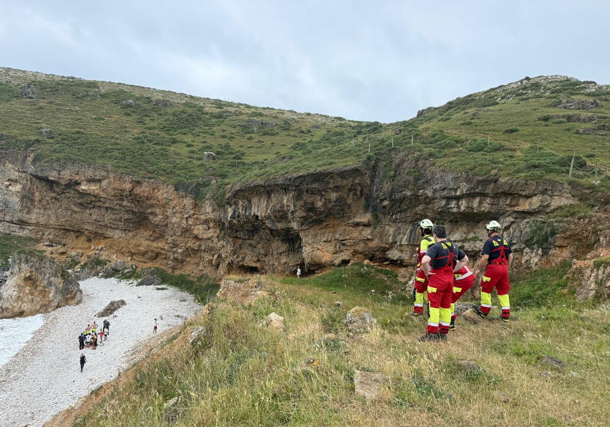 Buscan a un joven desaparecido cuando se bañaba en una playa de San Vicente