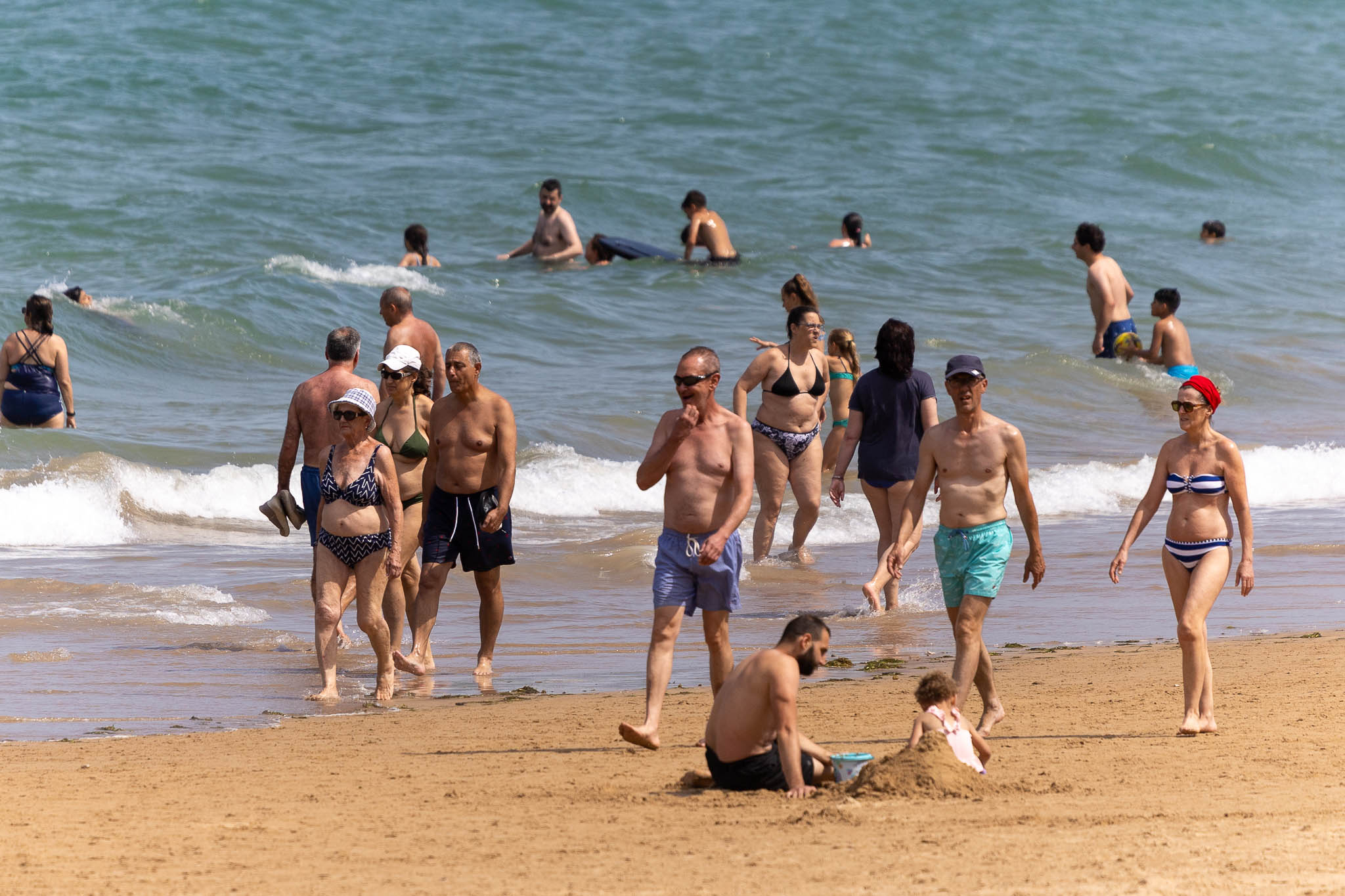 El día ha dejado temperaturas que han rozado los 35 grados.
