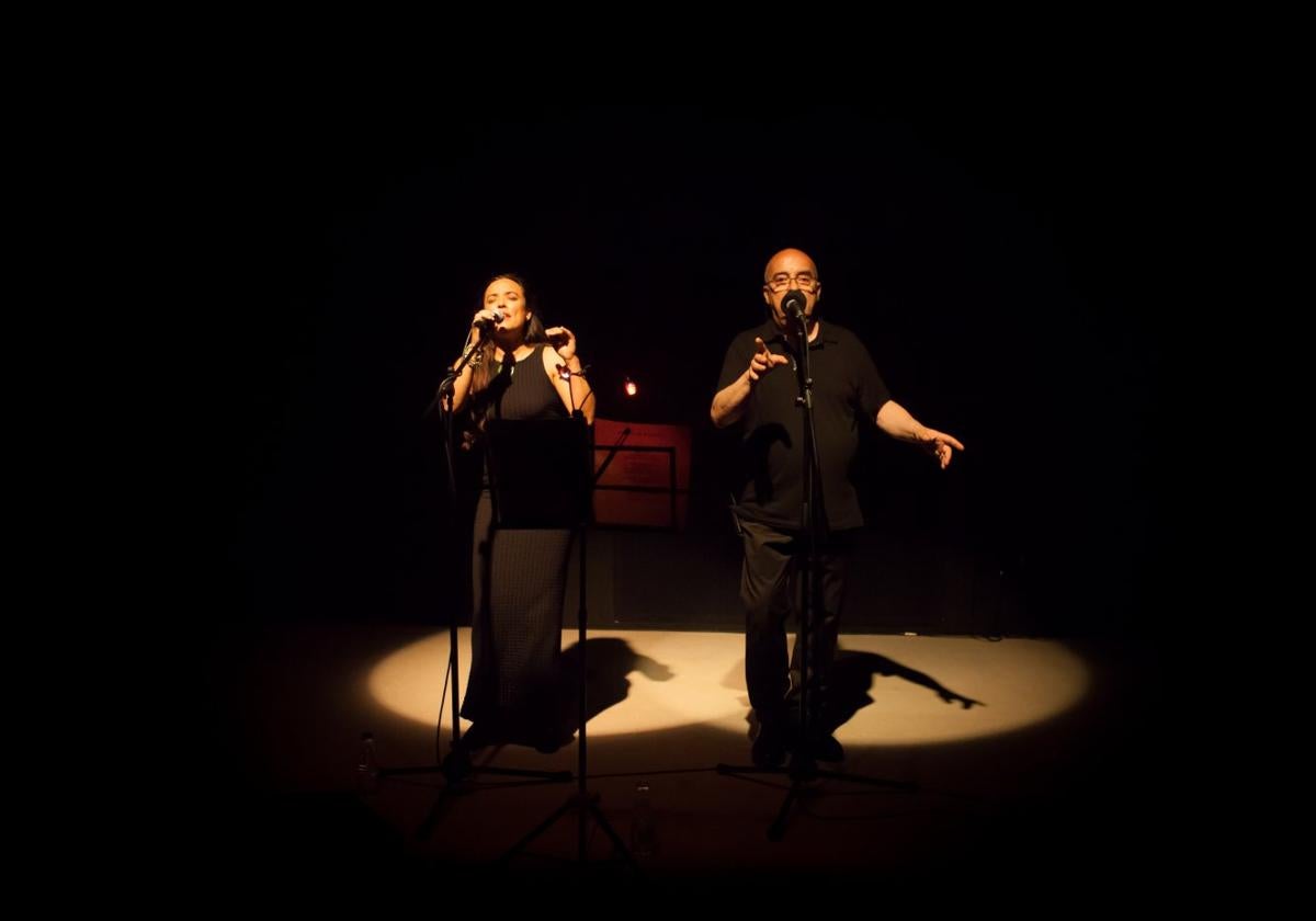Lidia Gil y Robert Navarro ofrecen hoy su concierto recital.
