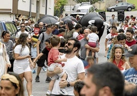 Los populares encierros de San Fermín, en Tetuán.