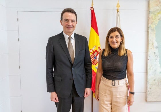 Arturo Gonzalo y María José Sáenz de Buruaga, este lunes en Peña Herbosa.