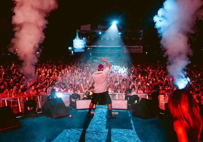 El Reggaeton Beach Festival llegará a Santander el fin de semana.