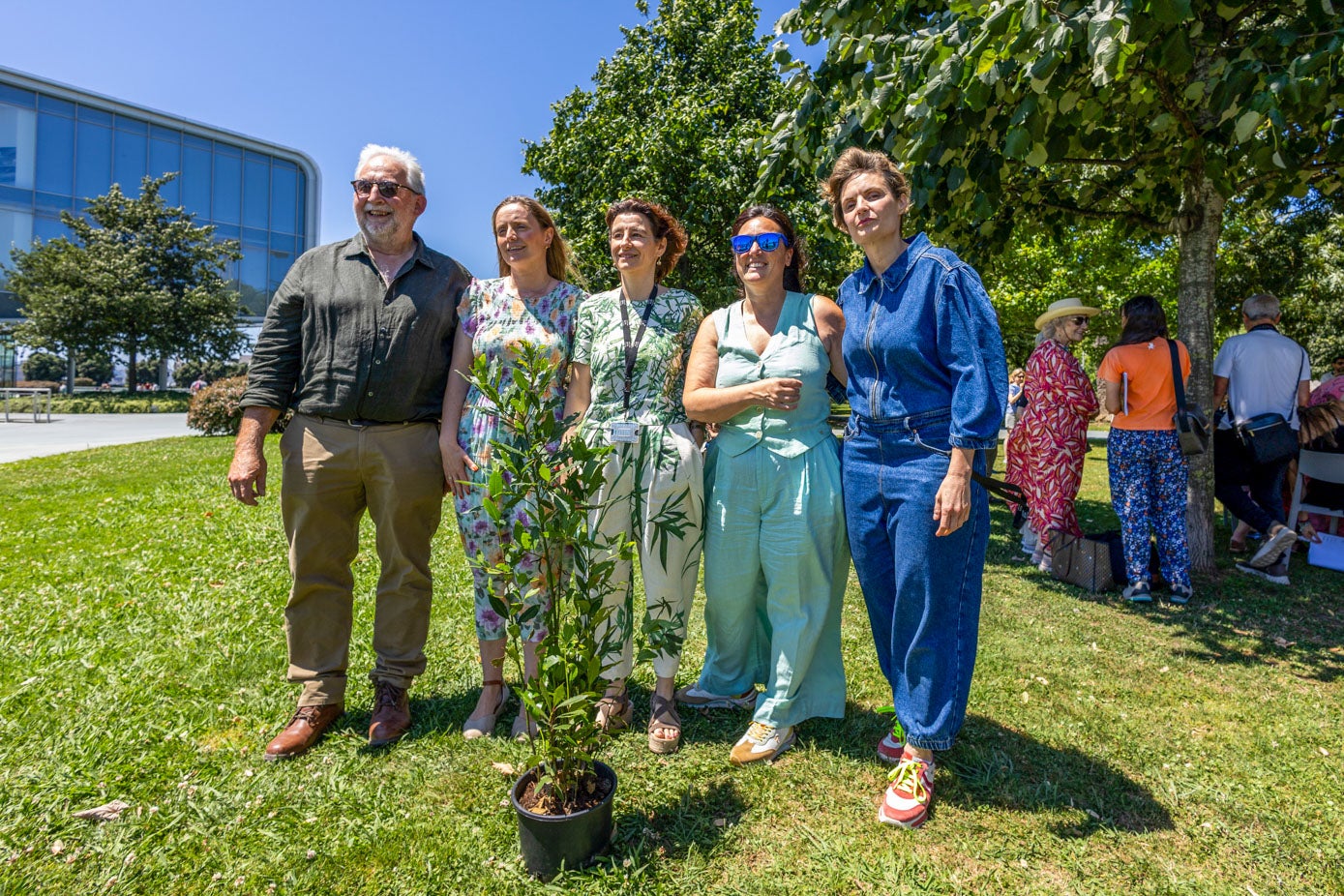 Representantes del Centro Botín, los Cursos de Verano de la UC y el Ayuntamiento, presentes en la propuesta.
