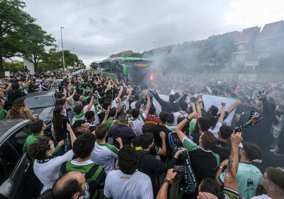 Imagen de uno de los recibimientos al equipo de esta temporada