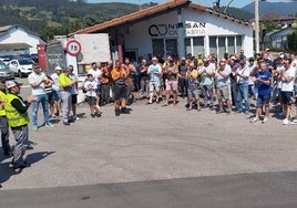 Jornada de paro convocada por CCOO en los accesos a Nissan Cantabria.