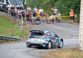 Surhayen Pernía, con su Ford Fiesta R5.