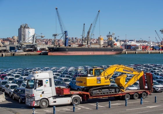 Muelles de la Autoridad Portuaria de Santander.