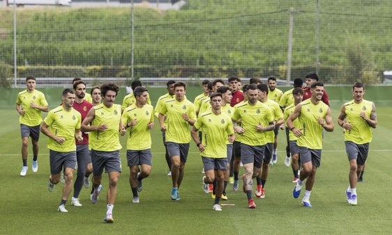 Los jugadores del Racing, en sus primeras carreras de la pretemporada.