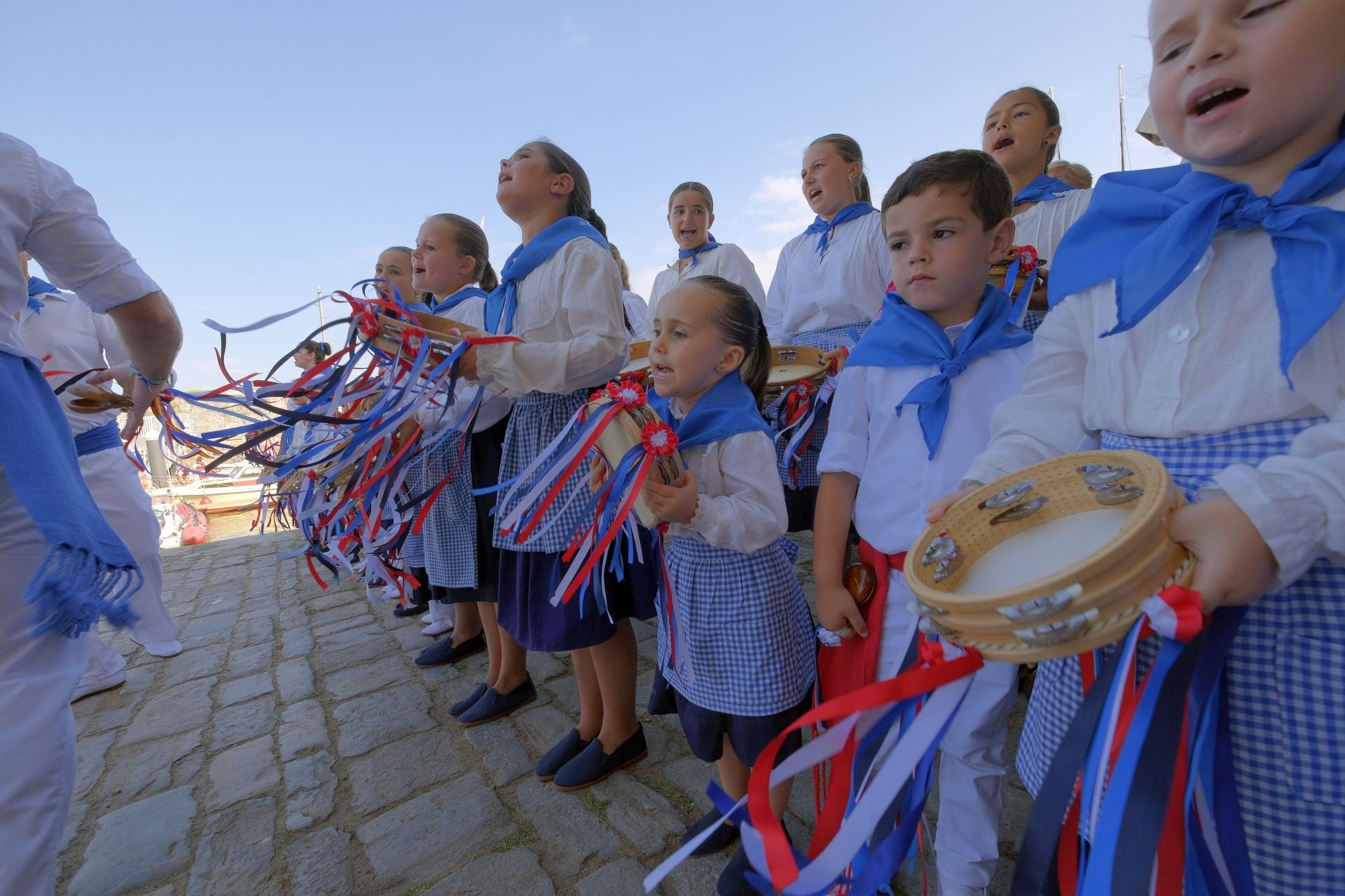 Los más pequeños también participaron en la procesión marítima.