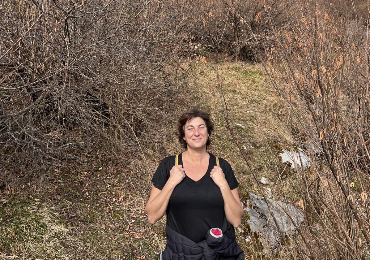 Pilar Fatás completa la ruta Bajo los Picos