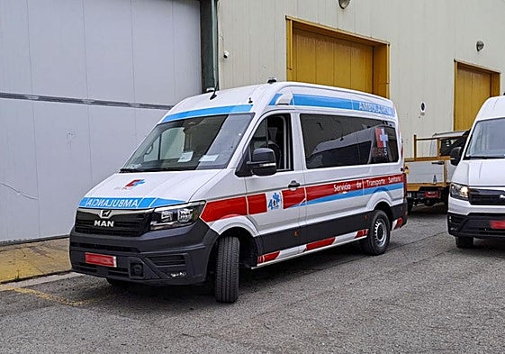 Una de las nuevas ambulancias de Autransa que han llegado a Candina estos últimos días.